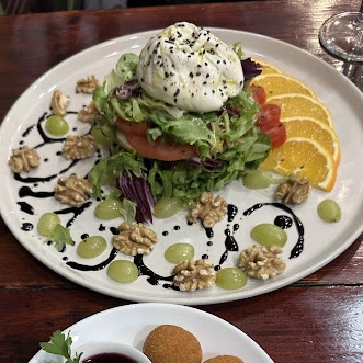 Review by David Hernández - image 1