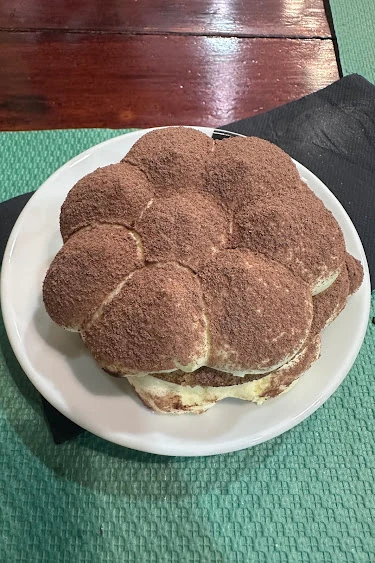 Review by David Hernández - image 2