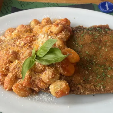 Review by Julie Breda - image 1